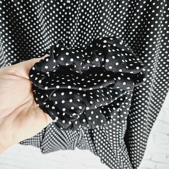 MEG & MARGOT | polkadot stretch flowy drawstring jogger pants - Picture 5 of 9